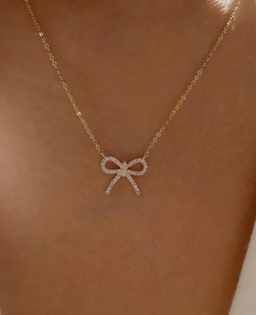 Necklace: Bow