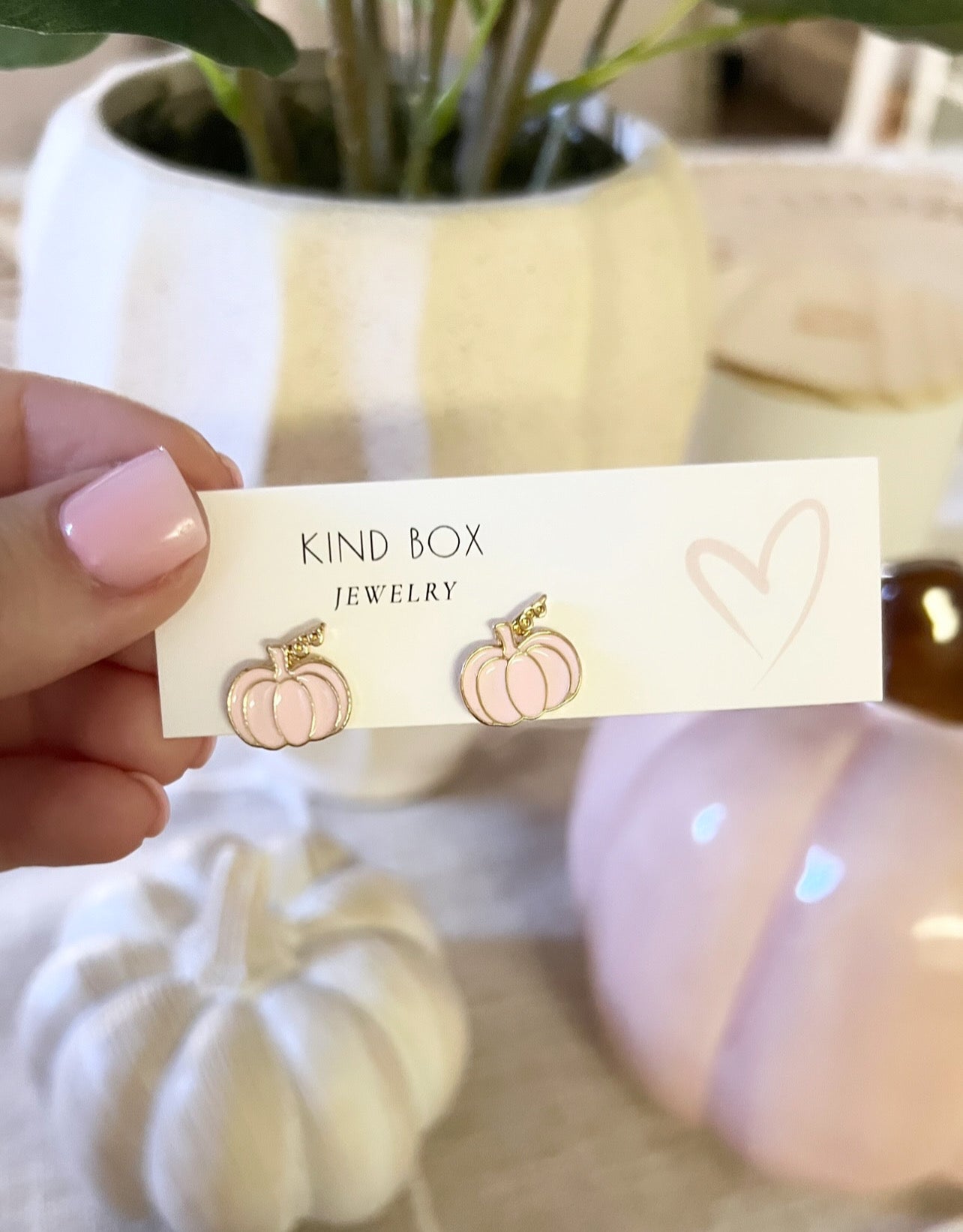 Earrings: pale pink pumpkins