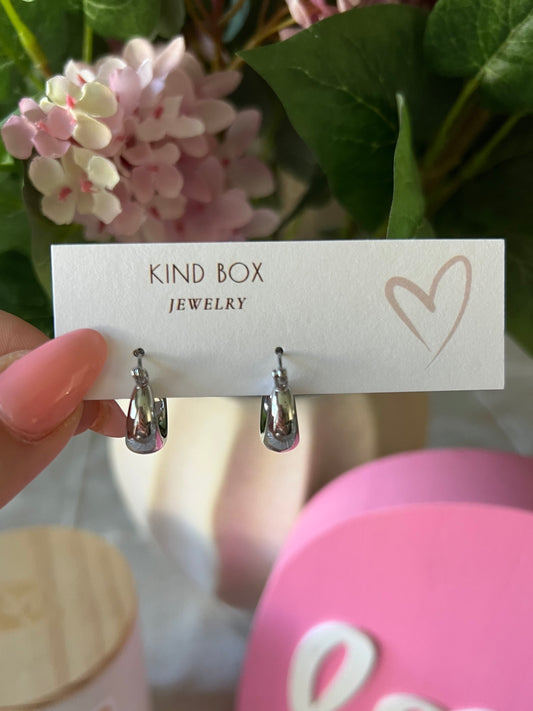 Earrings: Silver Plated Clean Girl Hoops