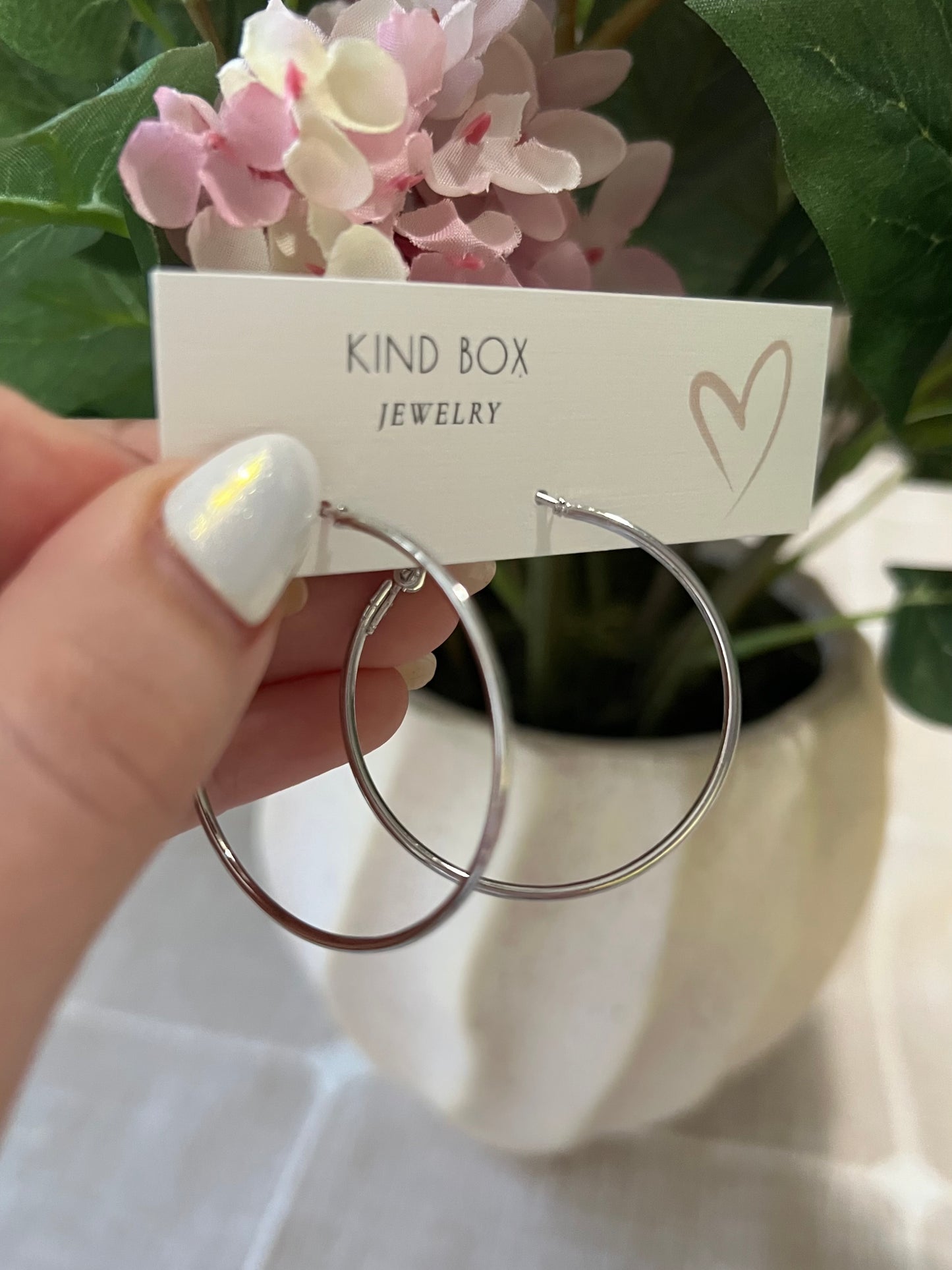Earrings: Small Thin Hoops