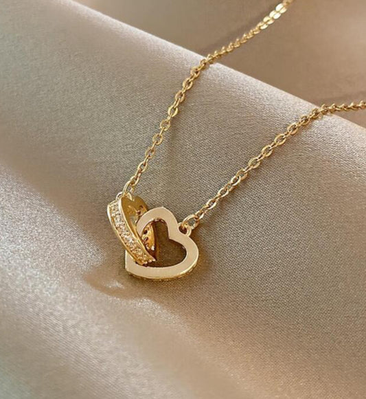 Necklace: Small Connected Hearts
