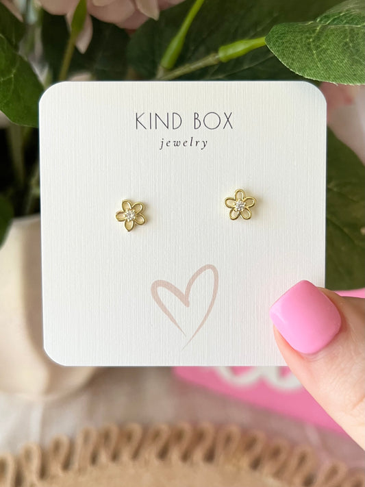 Earrings: Mini Daisys (14k gold plated)
