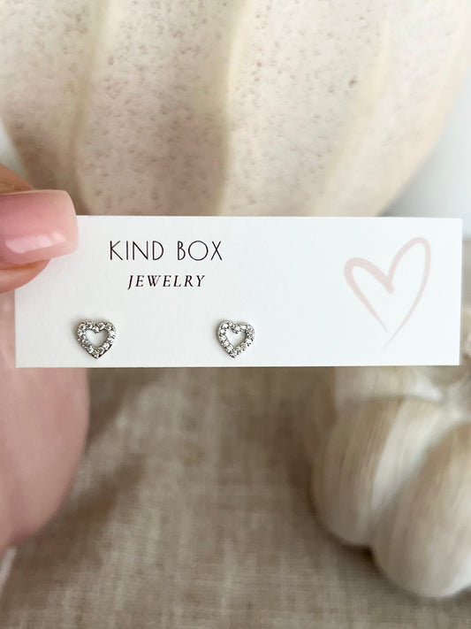 Earrings: heart shaped diamonds